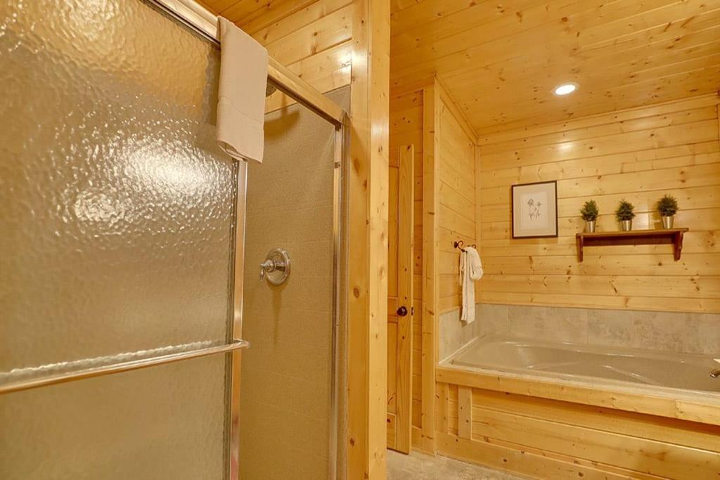 A Natural High Villa Sevierville Exterior photo
