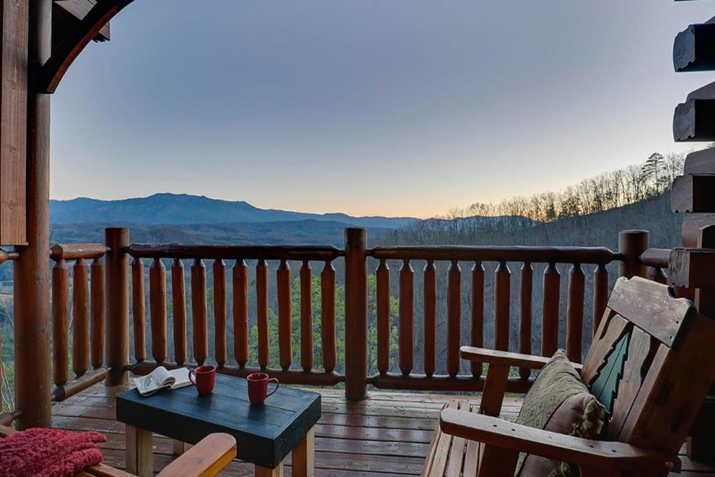 A Natural High Villa Sevierville Exterior photo