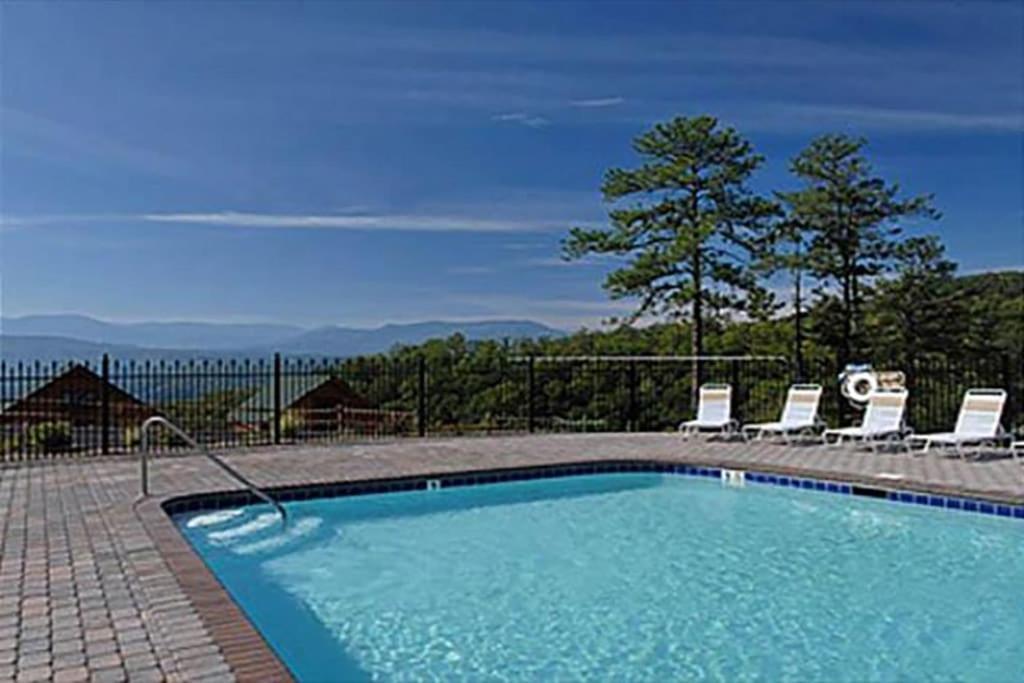 A Natural High Villa Sevierville Exterior photo