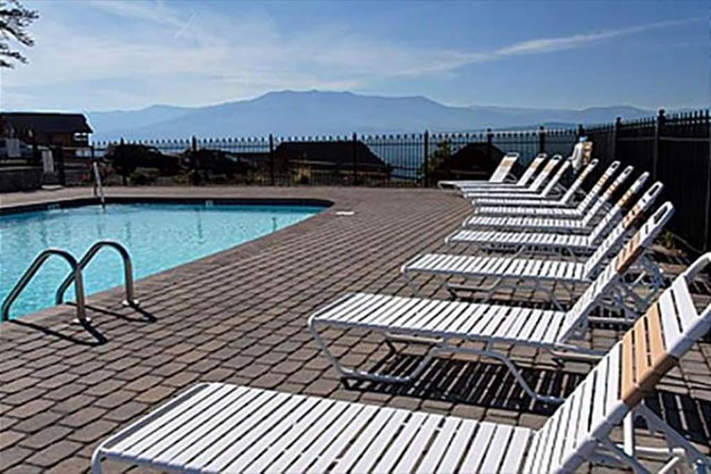 A Natural High Villa Sevierville Exterior photo
